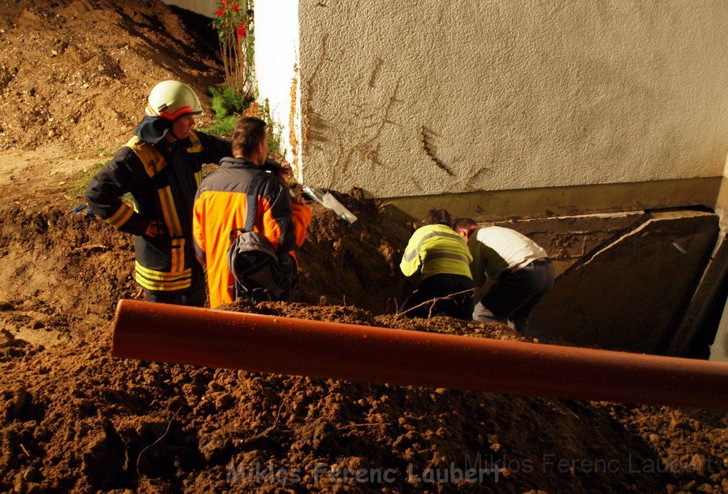 Haus droht einzustuerzen Koeln Brueck Eiserfelderstr P32.JPG